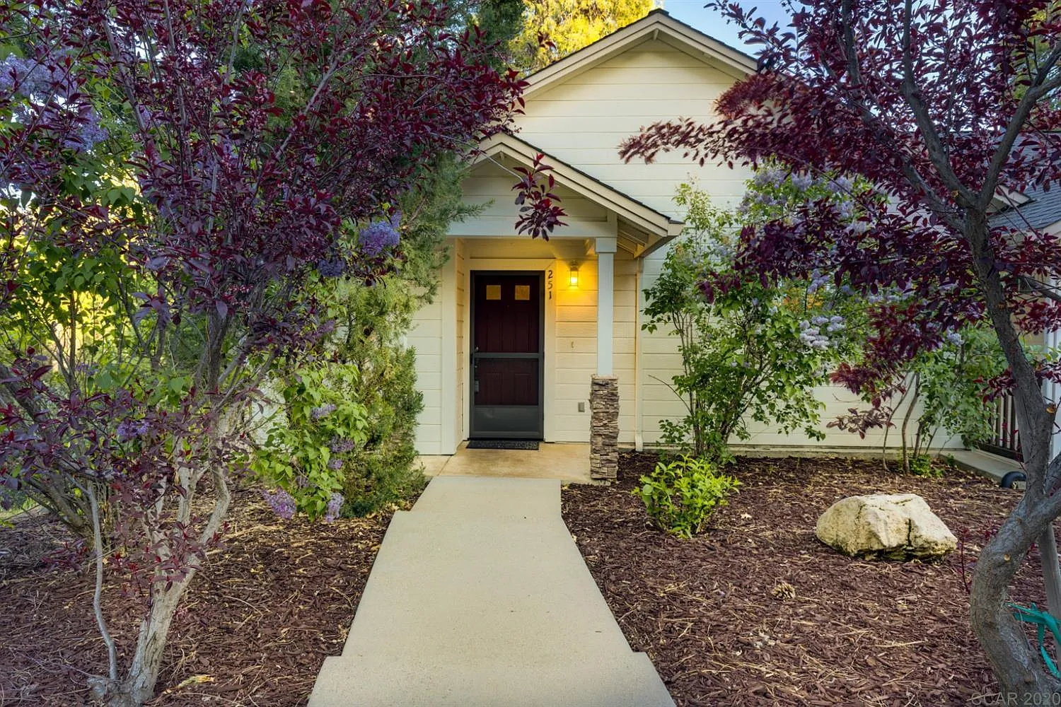 251 Fairway Village Dr photo 1
