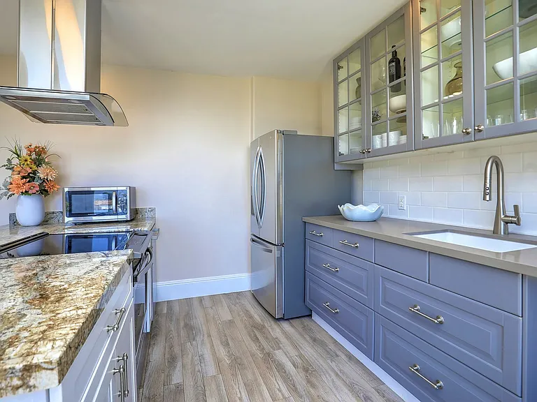 731 Las Canoas Pl #A — Photo 8
