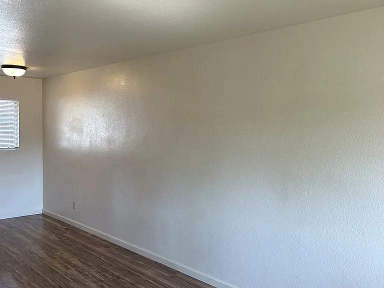 120 E Fairmont Ave #8 — Photo 12