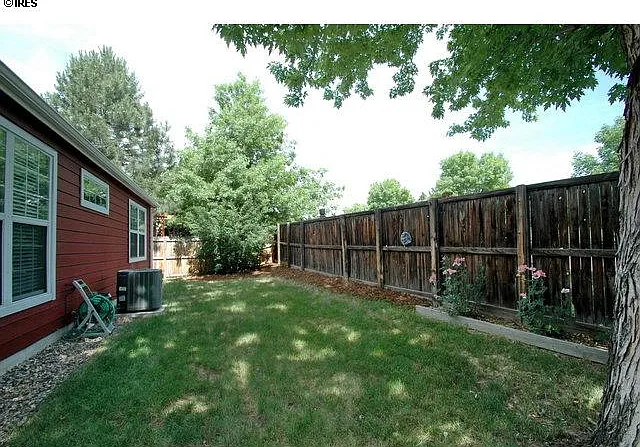 462 Fillmore Ct — Photo 15
