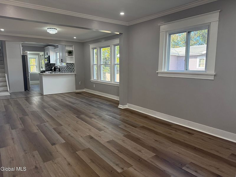 2nd image of 1732 Avenue H