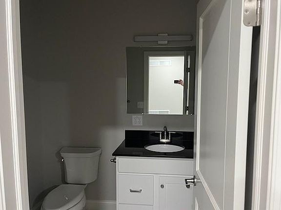 4th image of 236 W Market St #2