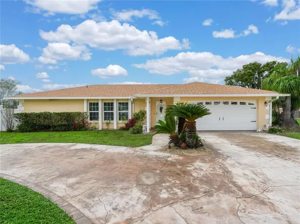 241 7th St S, Haines City, FL 33844