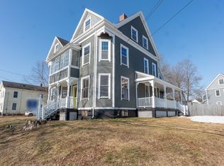 21 Congress St, Amesbury, MA 01913
