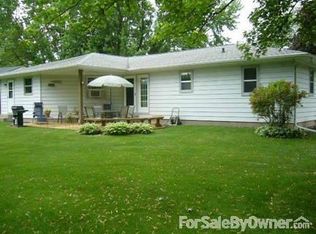 308 2nd Ave, Weyauwega, WI 54983