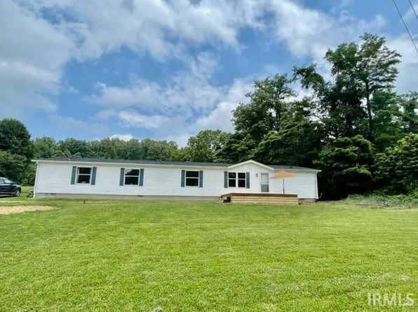 7962 S State Road 43, Spencer, IN 47460