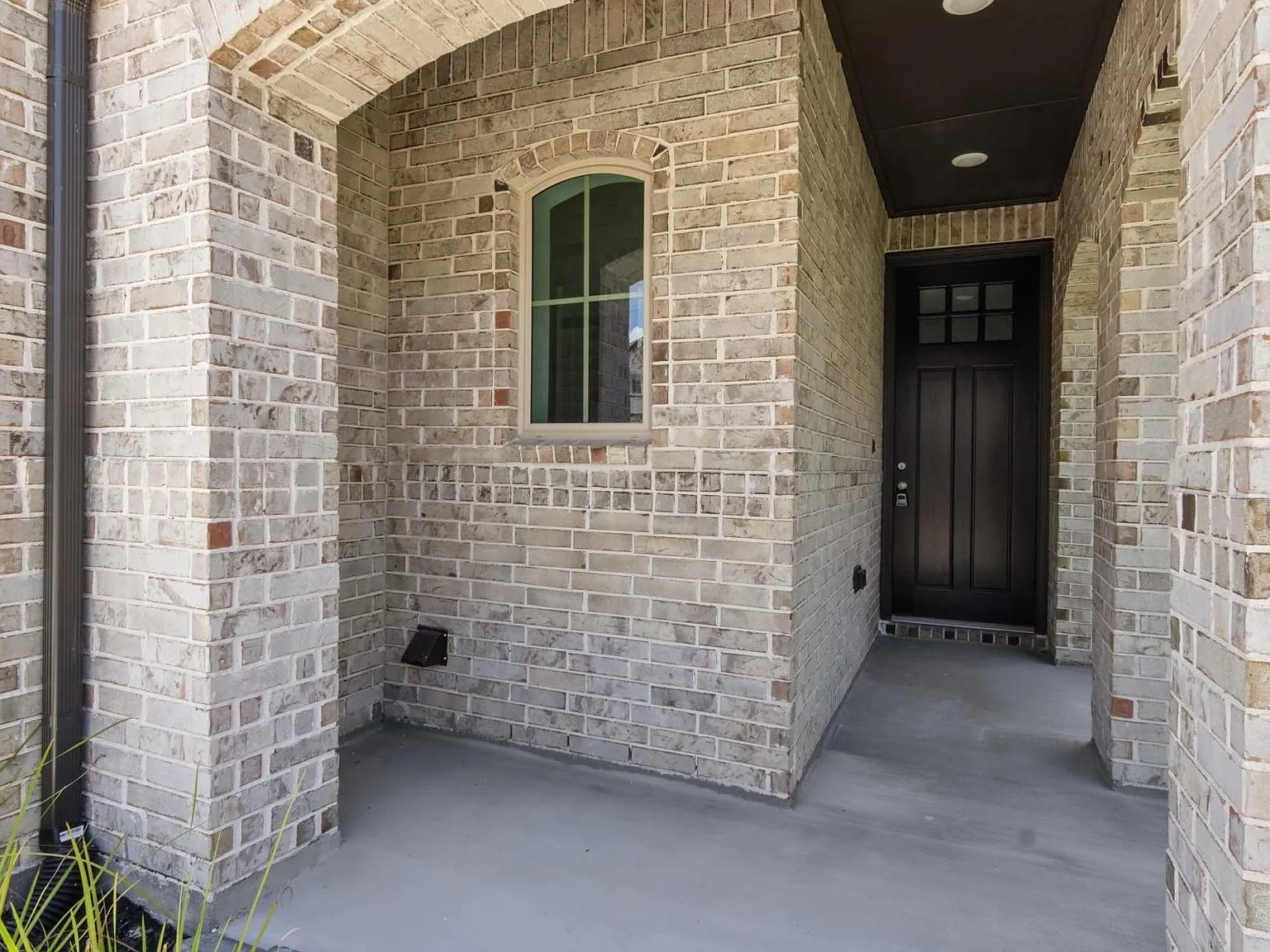 3 bed, 2.0 bath, 1598 sqft, $2,550 — Photo 4