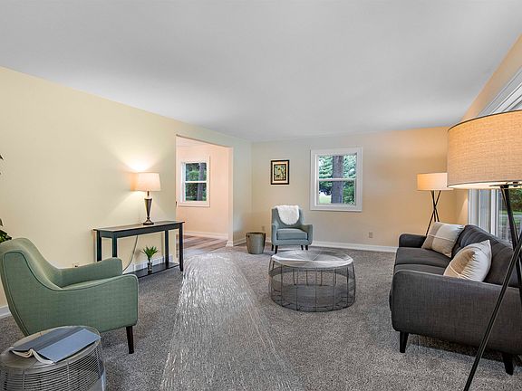 3rd image of 2542 Brown Deer Rd