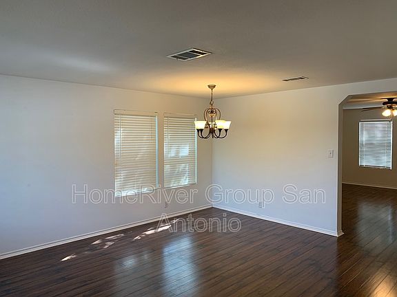 2nd image of 8706 Summer Trail St