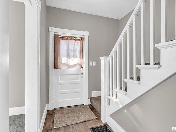 3rd image of 1808 W 8th St