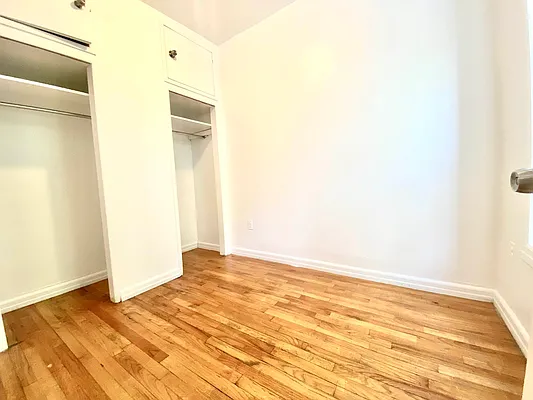 Rented by Dugri Real Estate  | media 4