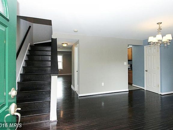 3rd image of 866 W Side Dr #14