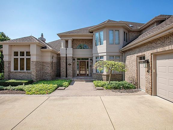2nd image of 2505 Greenleaf Blvd