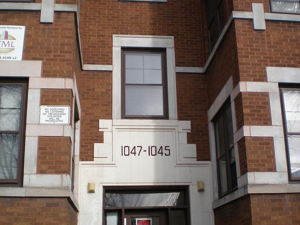 1st image of 1047 N Austin Blvd #3N