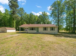 23357 File Rd, Bowling Green, VA 22427