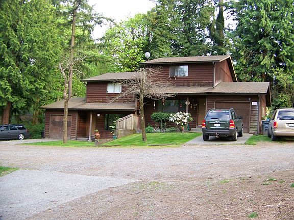 4th image of 617 107th Ave E