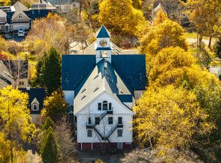 10 Summer St #1, Rockport, ME 04856