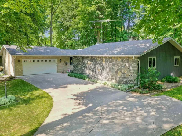 146 N Jefferson St, Bonduel, WI 54107