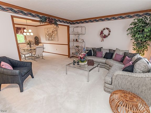 2nd image of 17135 Greenwood Dr