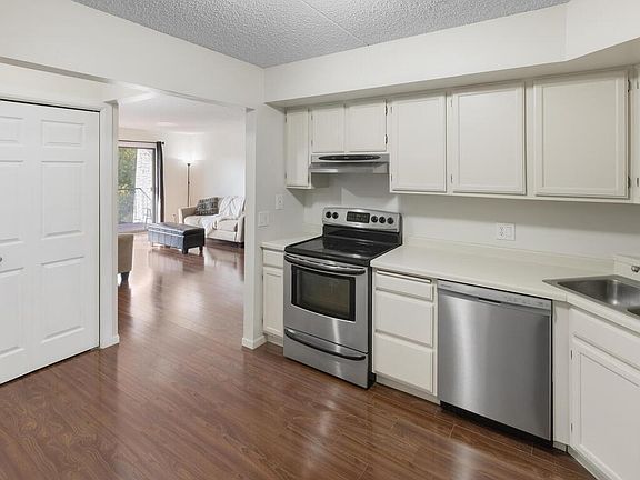 4th image of 2445 Londin Ln E APT 407