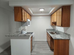 13604 Chadron Ave, Hawthorne, CA 90250