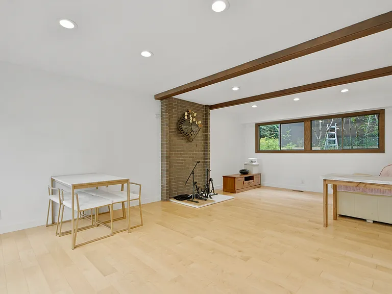 6730 W Mercer Way — Photo 14