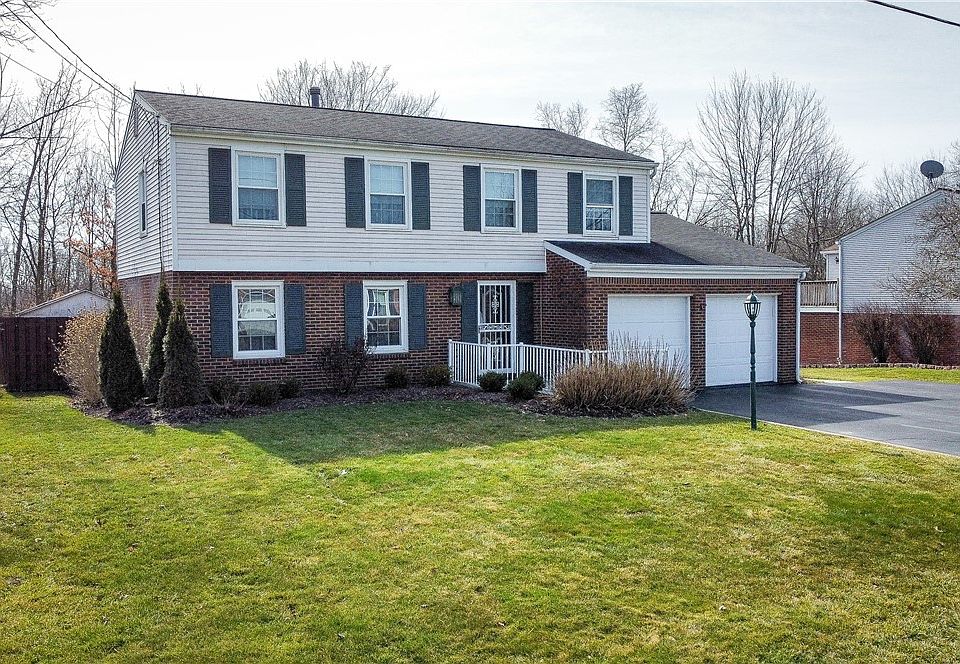 1st image of 126 Farmington Dr