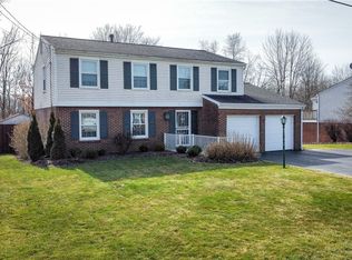 126 Farmington Dr, Butler, PA