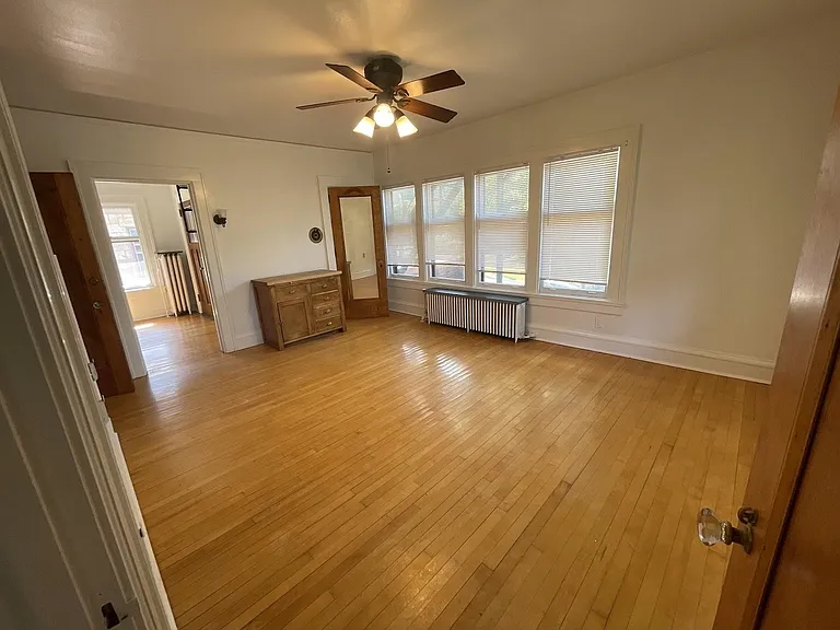 515 N Pinckney St #3 — Photo 2