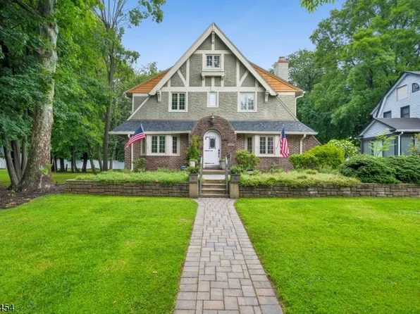 1041 Kenyon Ave, Plainfield City, NJ 07060