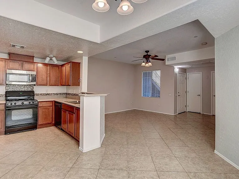 6868 Sky Pointe Dr #1030 — Photo 6