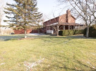 12128 Sandcastle Dr, Perry, MI 48872