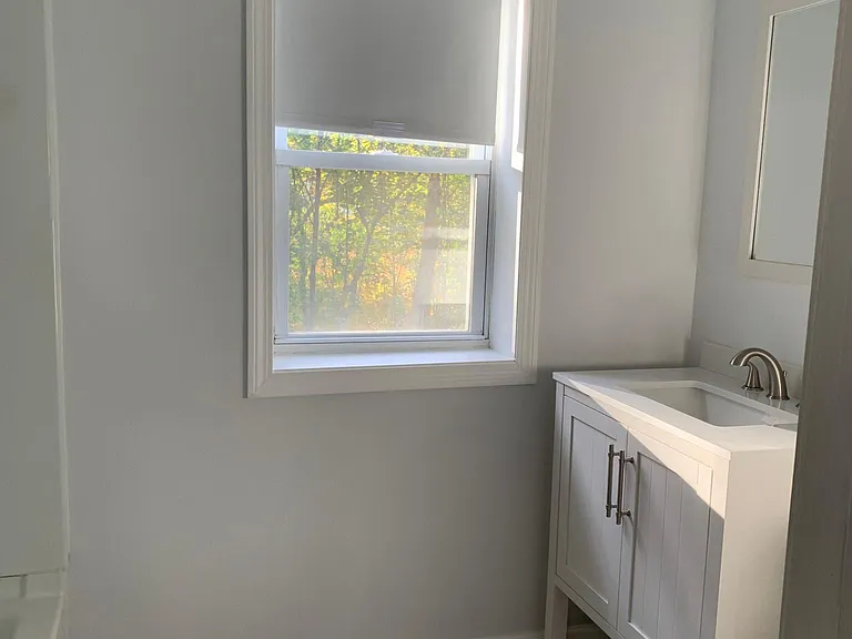 33 Oak St #33 — Photo 3