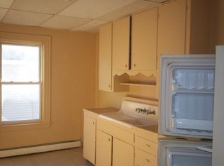 28 Bellevue St APT 104, Winslow, ME 04901