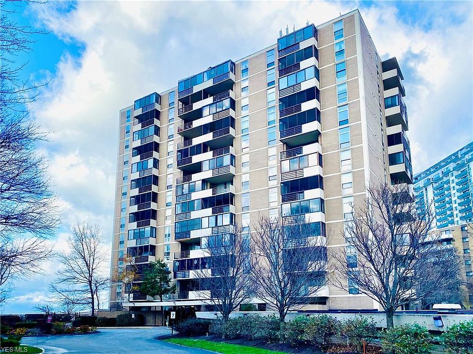 1st image of 25801 Lake Shore Blvd APT 27