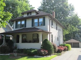 265 S 9th St, Wood River, IL