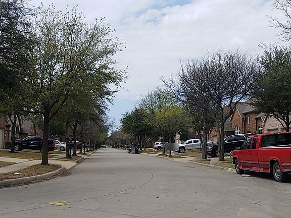 4th image of 4001 Julian St
