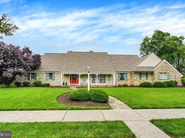 302 Deguy Ave, Hanover, PA 17331