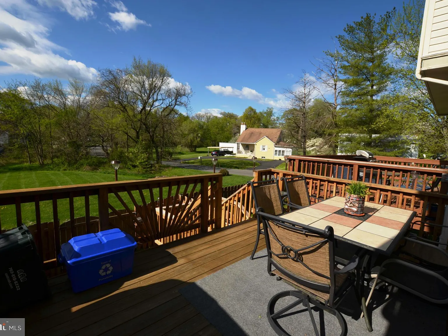4 bed, 3.5 bath, 1992 sqft, $2,750 — Photo 3