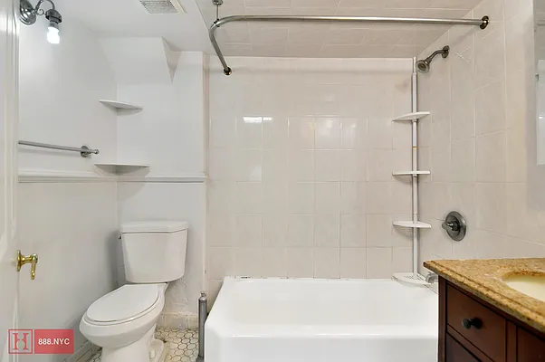 Rented by Happy 8 Realty | media 11