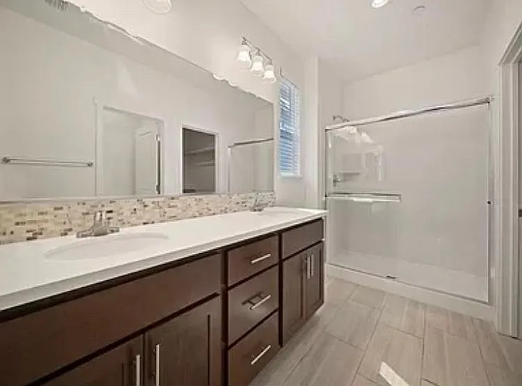 536 Spyglass Cir — Photo 6