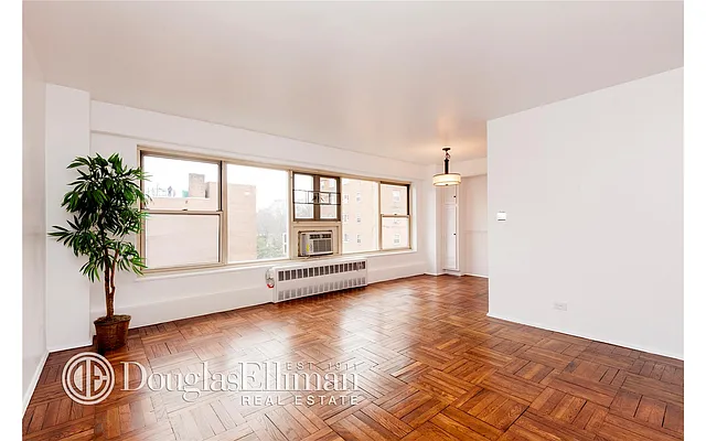 Sold by Douglas Elliman | media 8