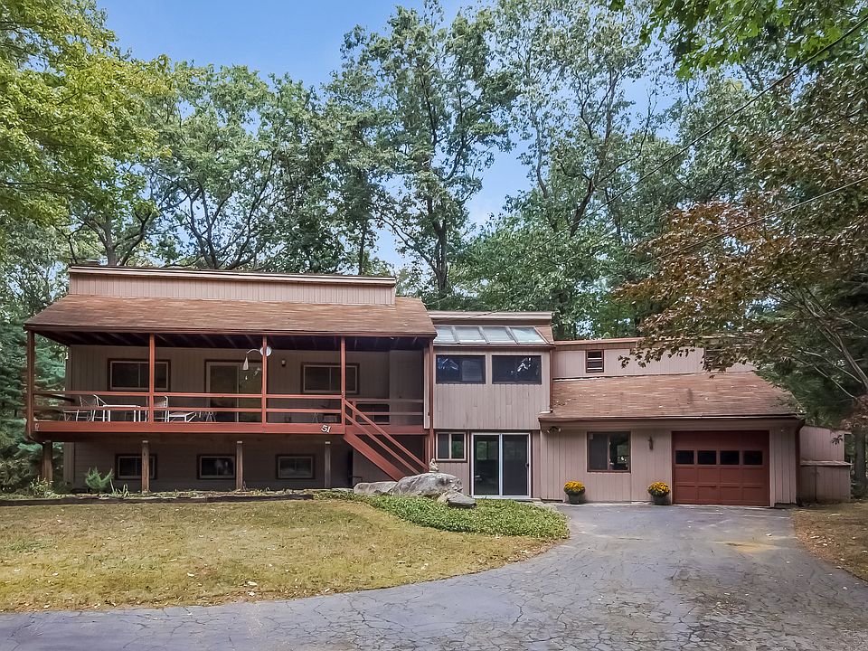 Private wonderful porch.