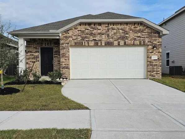 10212 California Lily Ln, Houston, TX 77016