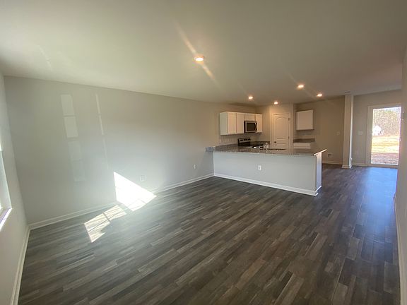 Living room_02072023