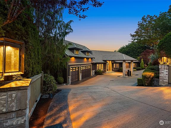 3rd image of 5713 51st Avenue Ct E