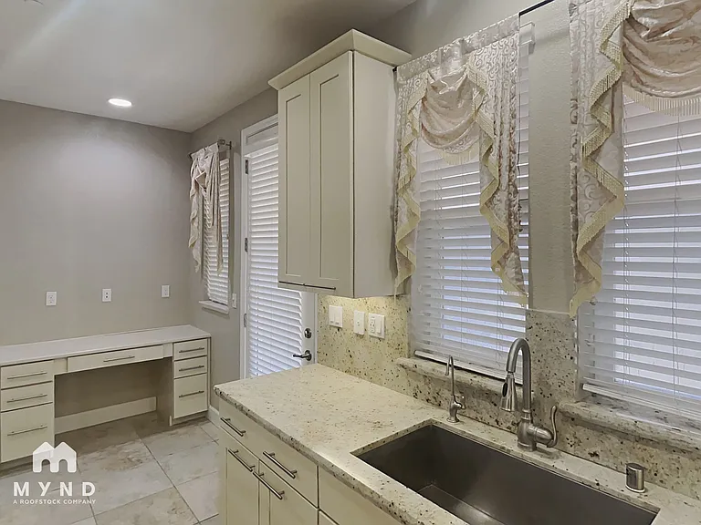 5905 Raleigh Rd — Photo 37