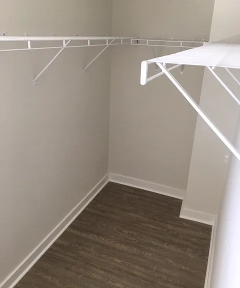 305 Lorien Way — Photo 10