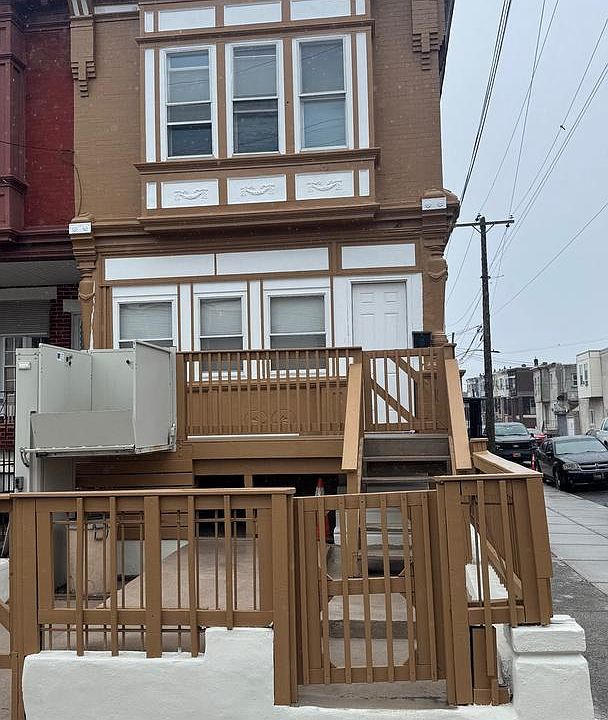 1st image of 162 W Allegheny Ave