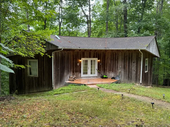 (undisclosed Address), Charlottesville, VA 22901